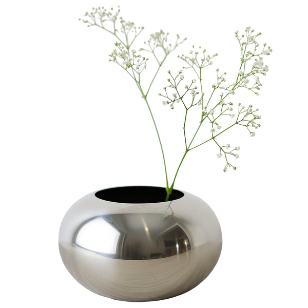 Stainless Steel Squat Vase – Elegant Strength for Modern Interiors